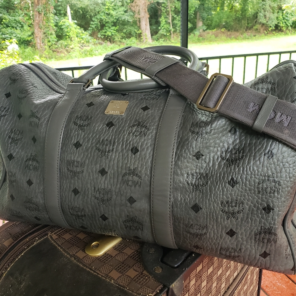 COPY - MCM medium size Traveler weekender Bag in …
